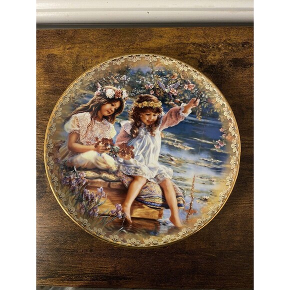 Vintage Limited Edition Collector Plate by Sandra Kuck Sisters Love Forever 597B - Picture 2 of 5